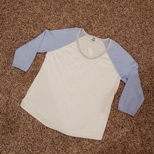 Old Navy Ladies light weight sweater